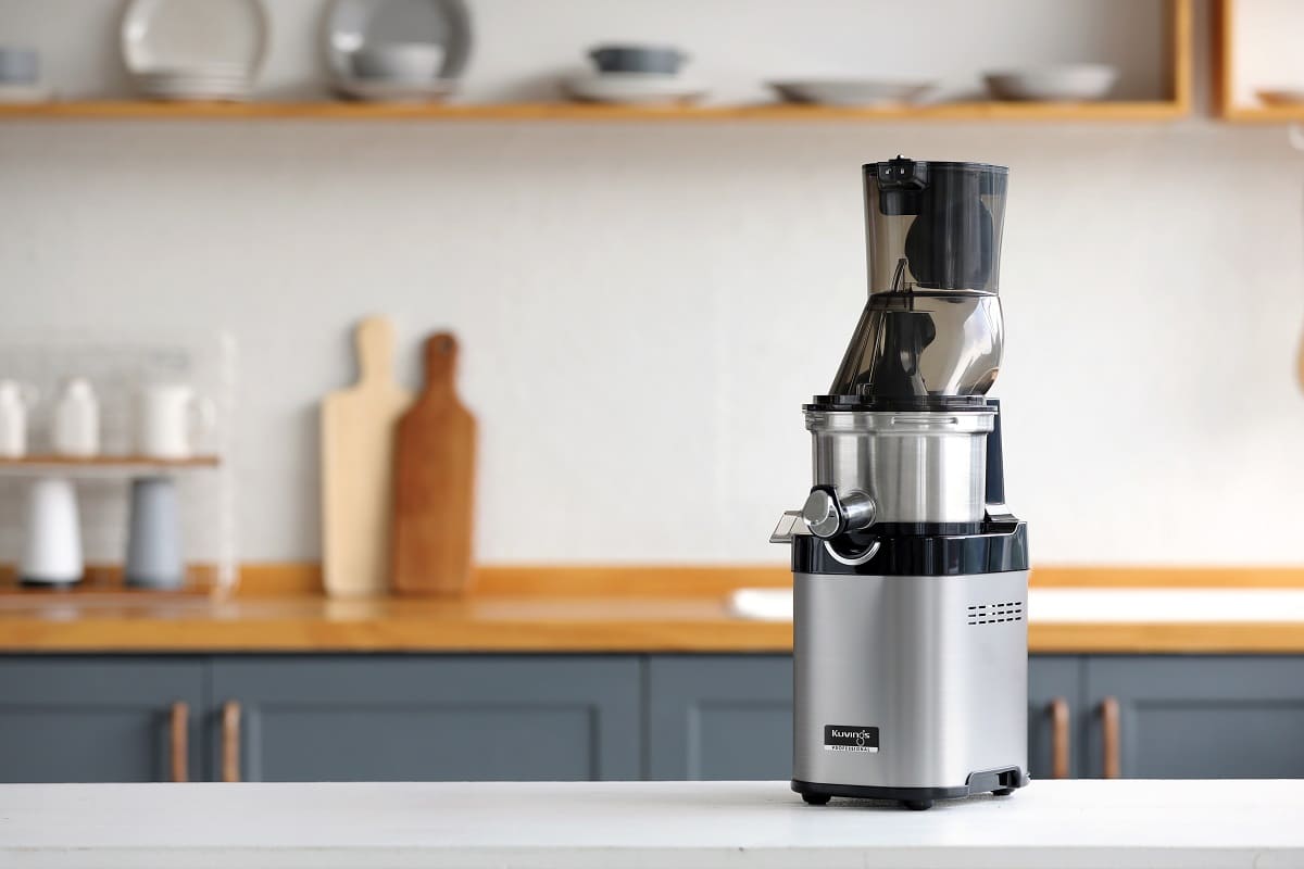 shnekovaya-sokovyzhimalka-kuvings-slow-juicer-master-chef-cs-700 (10).jpg