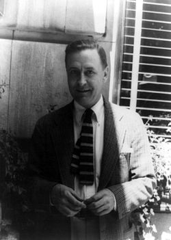 250px-Francis_Scott_Fitzgerald_1937_June_4_(1)_(photo_by_Carl_van_Vechten).jpg