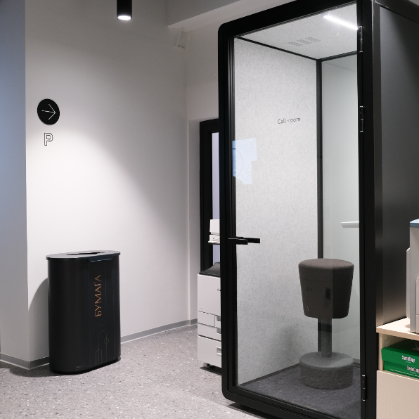 Кабина для приватных телефонных разговоров Кабина для приватных телефонных разговоров