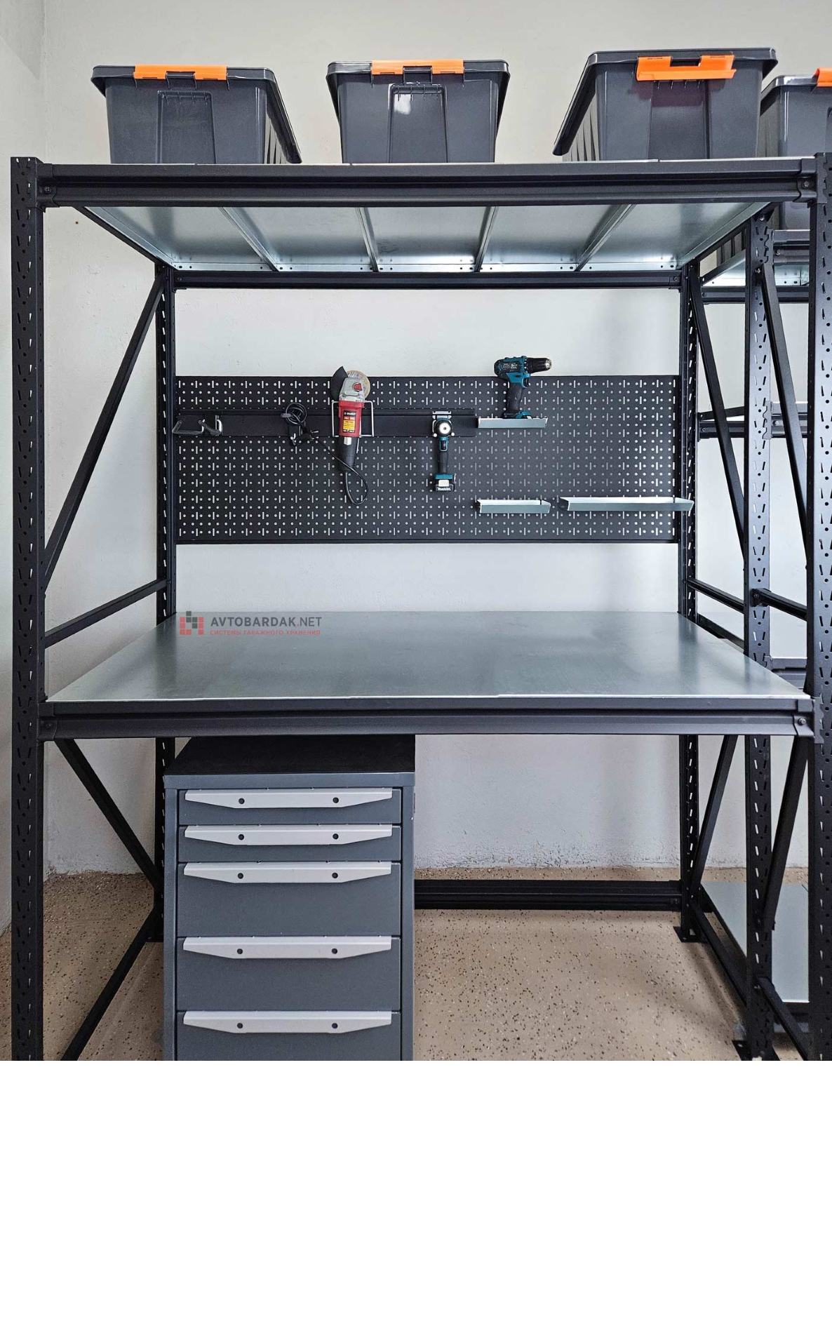 В каталоге Напольных стеллажей вы сможете собрать такой верстак