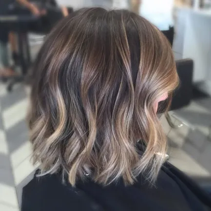 1-wavy-brunette-balayage-bob.jpeg