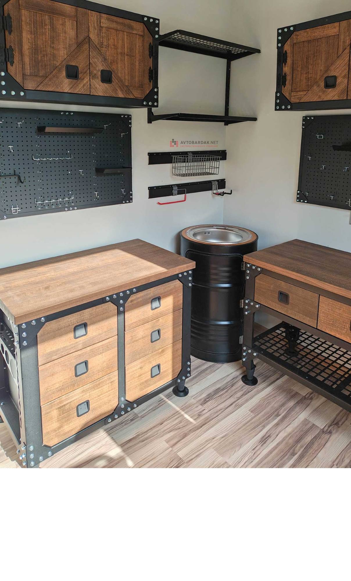 Стеллажи и другая мебель Лофт гараж