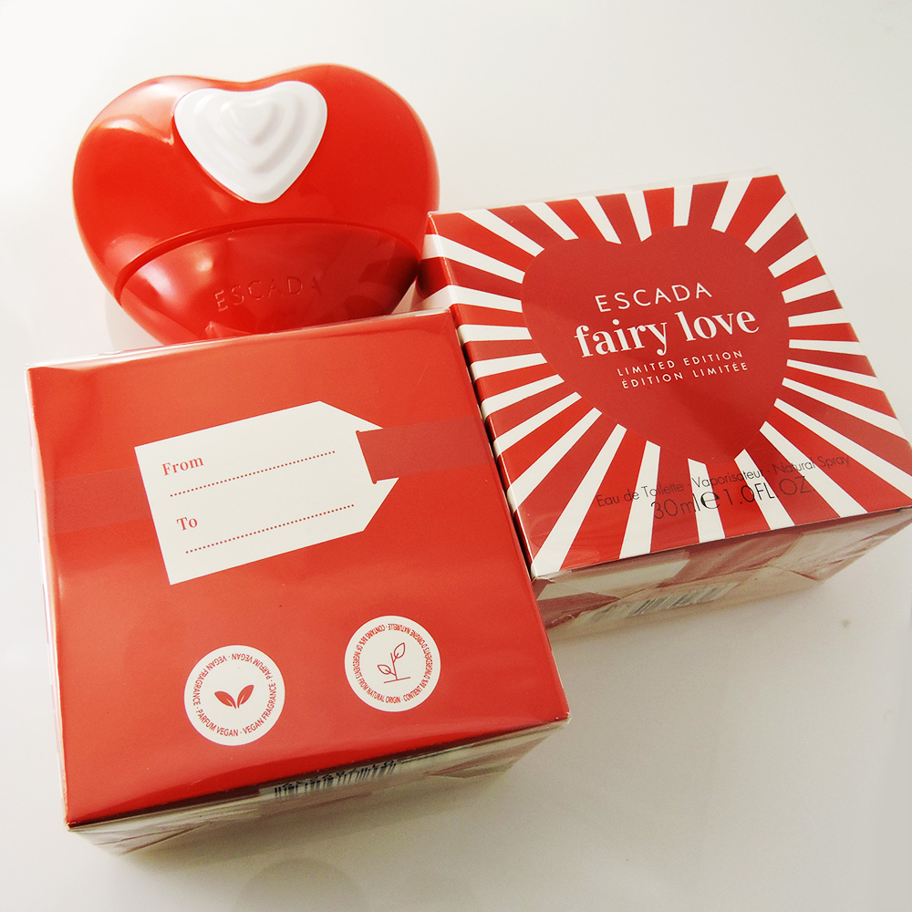 Escada Fairy Love Limited Edition — это китайская груша "наси" с малиной, апельсином и жасмином. Parfum.cash 