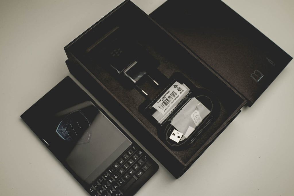 Комплектация BlackBerry KEY2 128Gb ЕАС Ростест