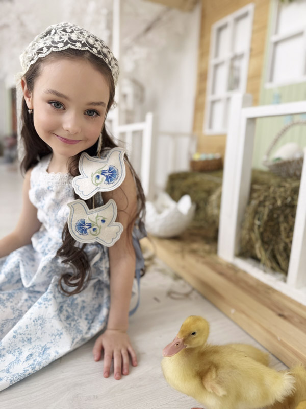 Голубки-васильки с сердечками. Пара. Подвеска из фетра NYF-261128-2-Midi