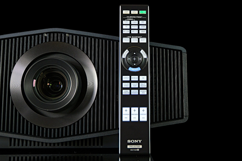 sony-6100-07 Кинотеатральный 4K проектор Sony VPL-XW6100/B
