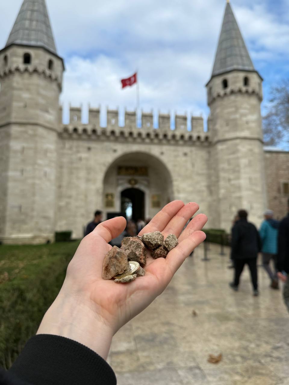 photo_2025-12-08_01-58-04 photo_2025-12-08_01-58-04.jpg