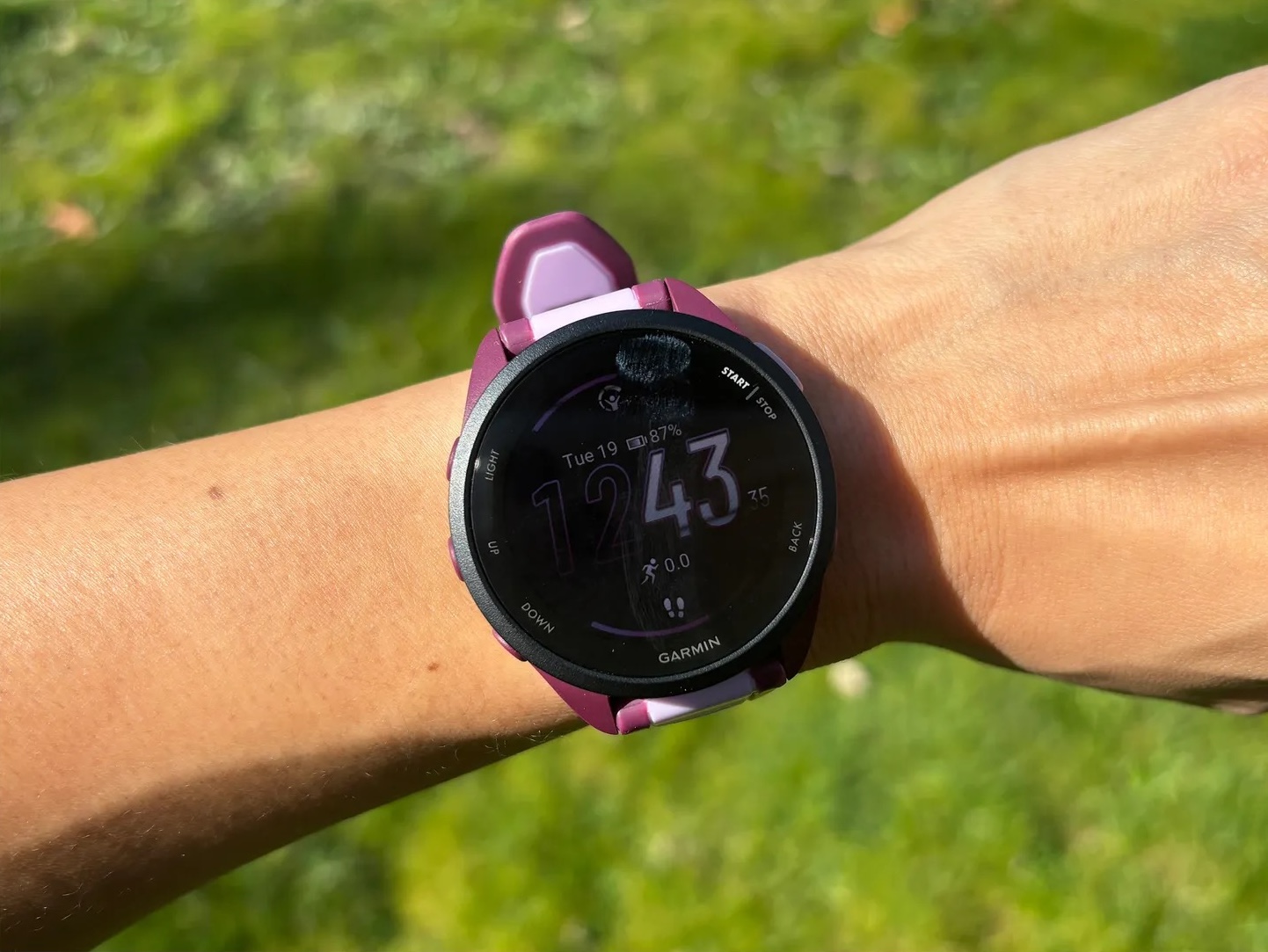 Обзор: Garmin Forerunner 165