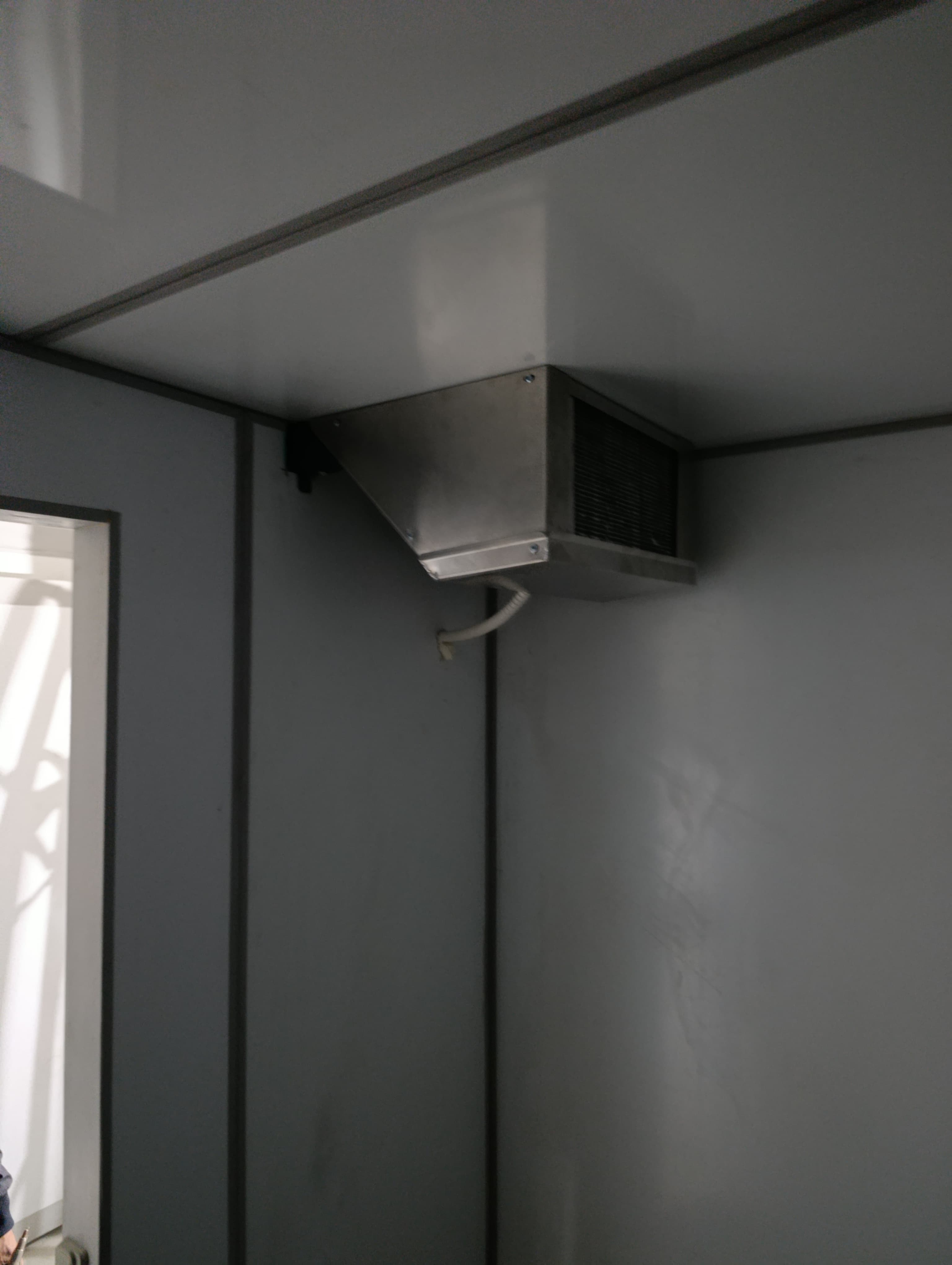 Intercold MLCM 210 FT NERRO.jpg