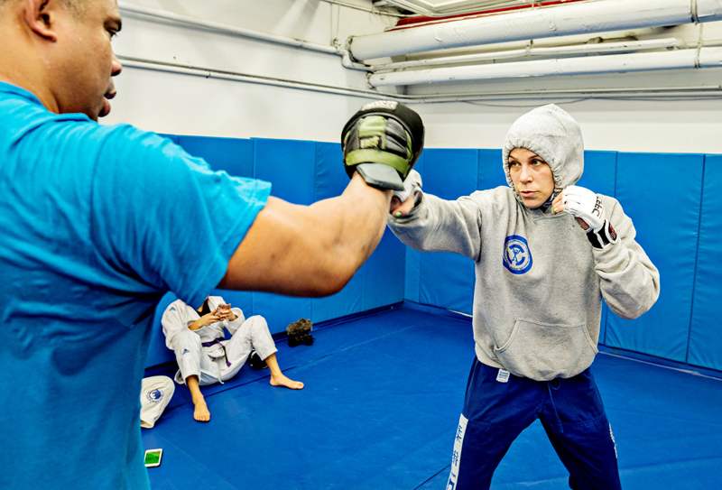 3 Кэтлин Чукагян MMA UFC.jpg