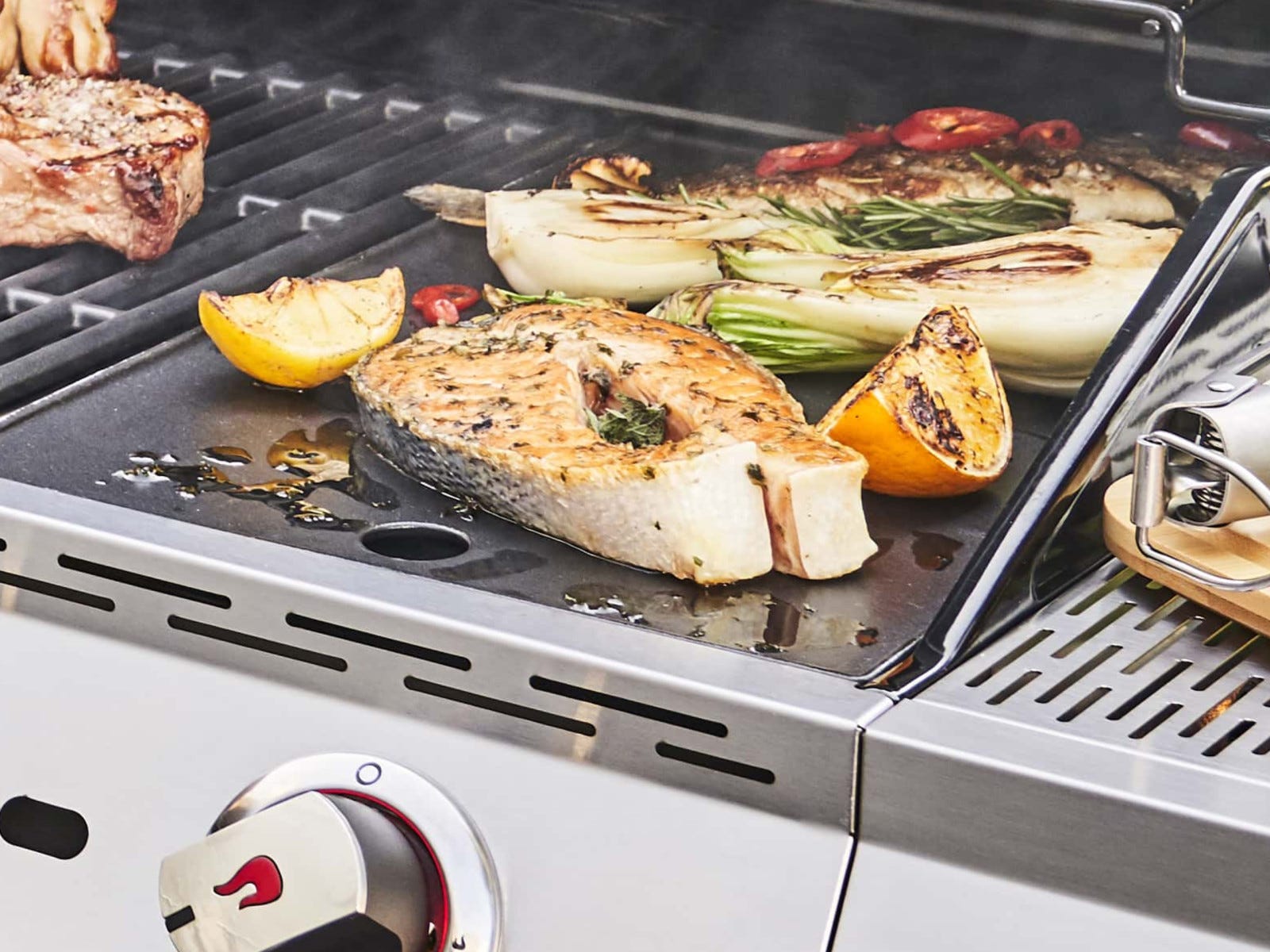 Газовый гриль Char-Broil Performance PRO 4S, 5 горелок