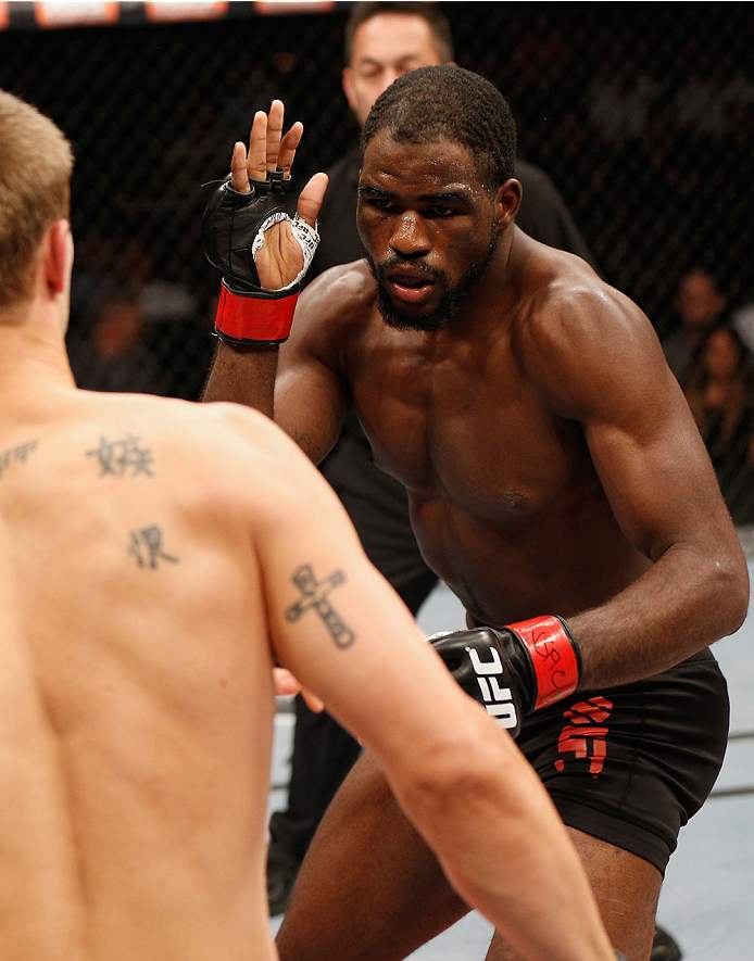 2 Андерсон UFC боец ММА.jpg
