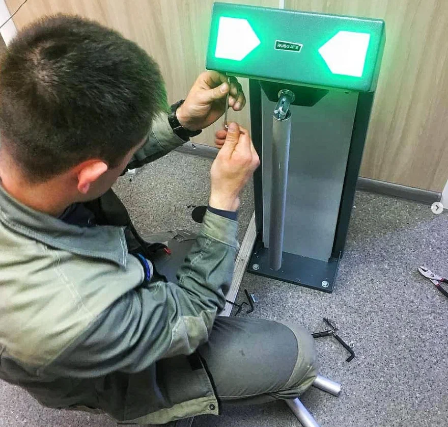 монтаж систем контроля доступа