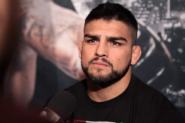 Kelvin Gastelum 3.jpg