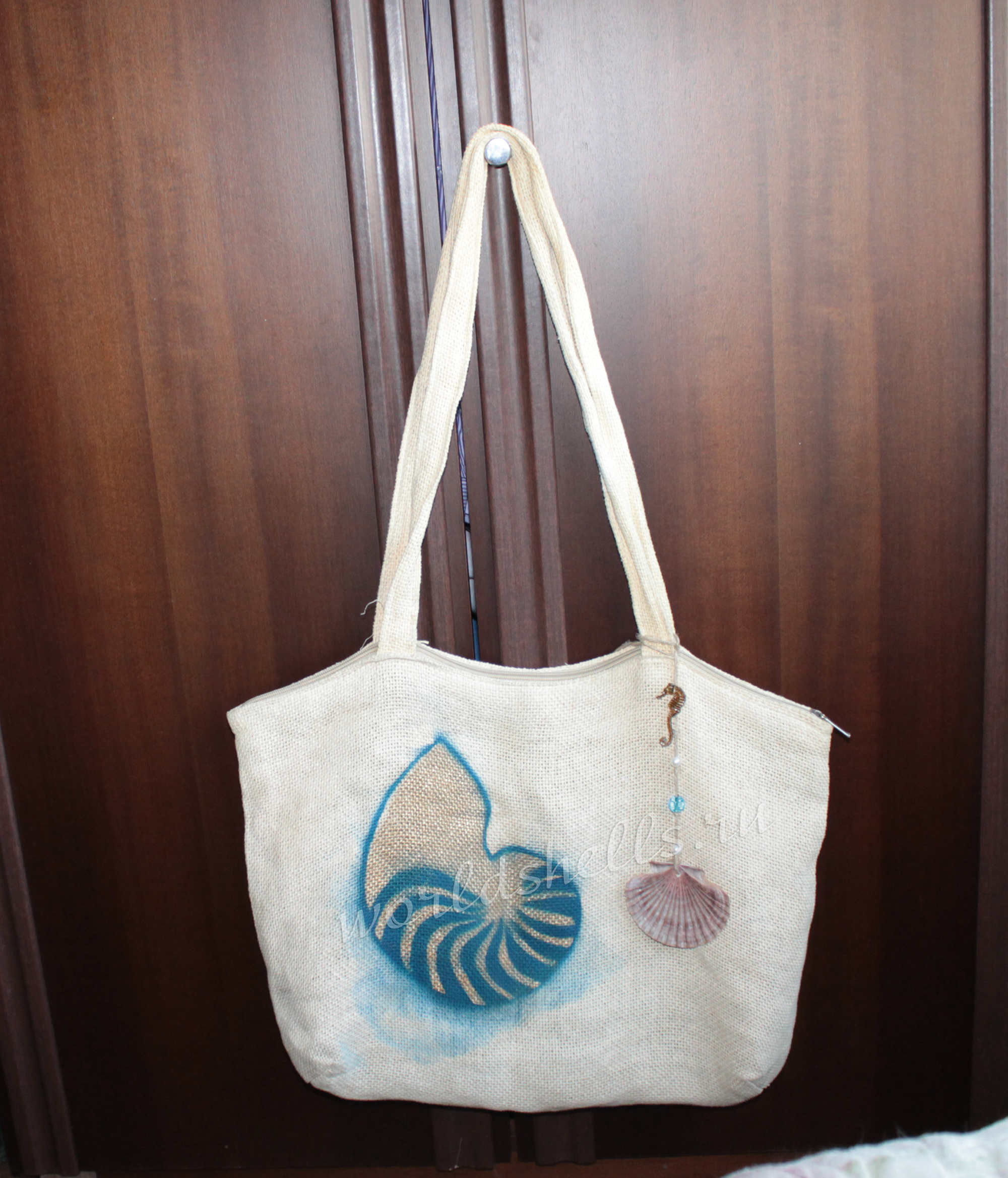 Пляжная сумка в морской стилистике