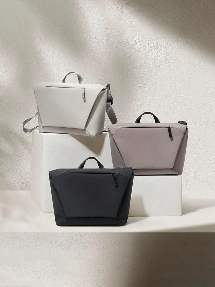 Сумка на плечо Mijia Crossbody Bag (MJXKB01RM)-Белая-4.jpg