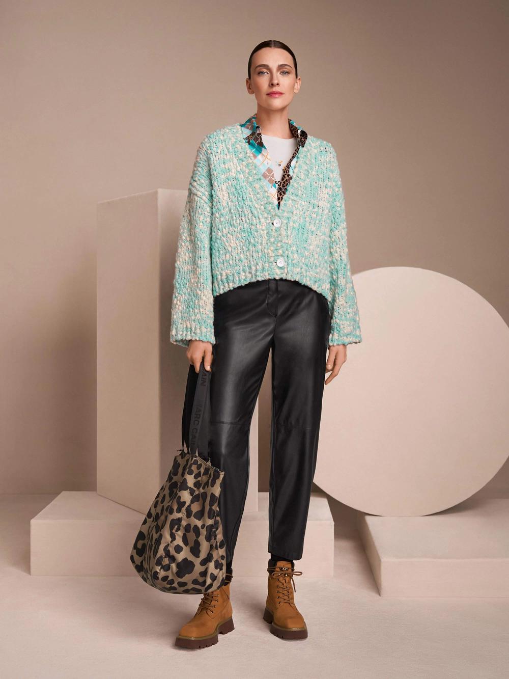 Как составить универсальные зимние образы на каждый день