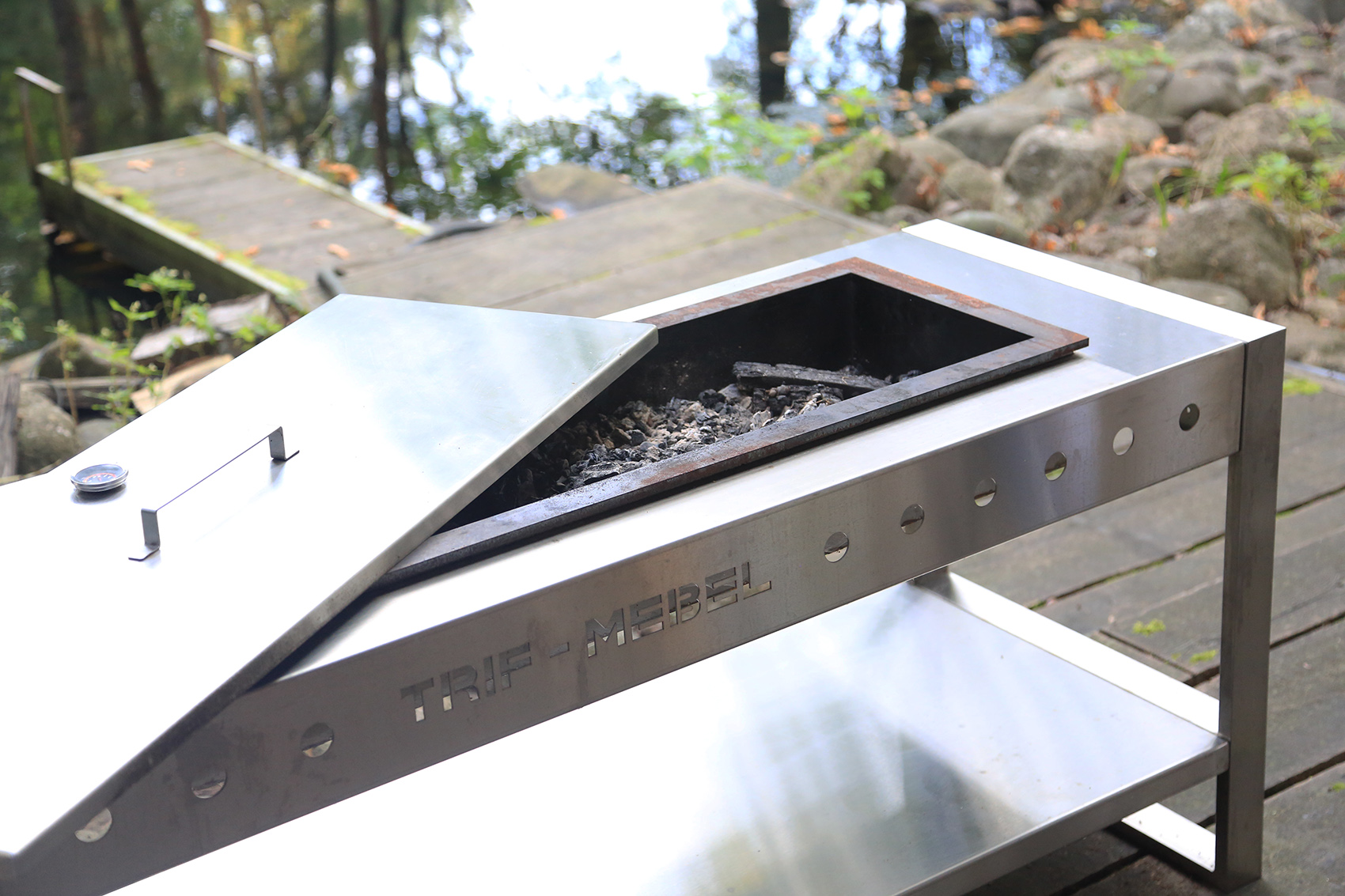 Мангал OUTDOOR 2 Мангал OUTDOOR 2.jpg