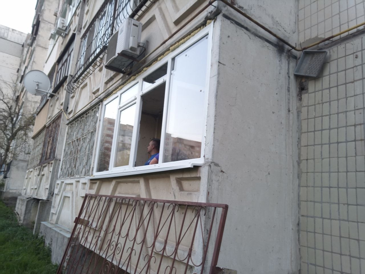 Демонтаж и установка решёток