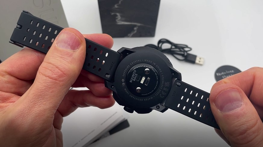 Suunto-Race-Obzor-15 Suunto-Race-Obzor-15.jpg