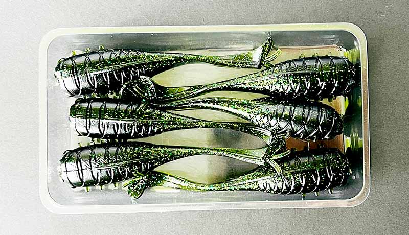 в пачке 6 силиконовых приманок