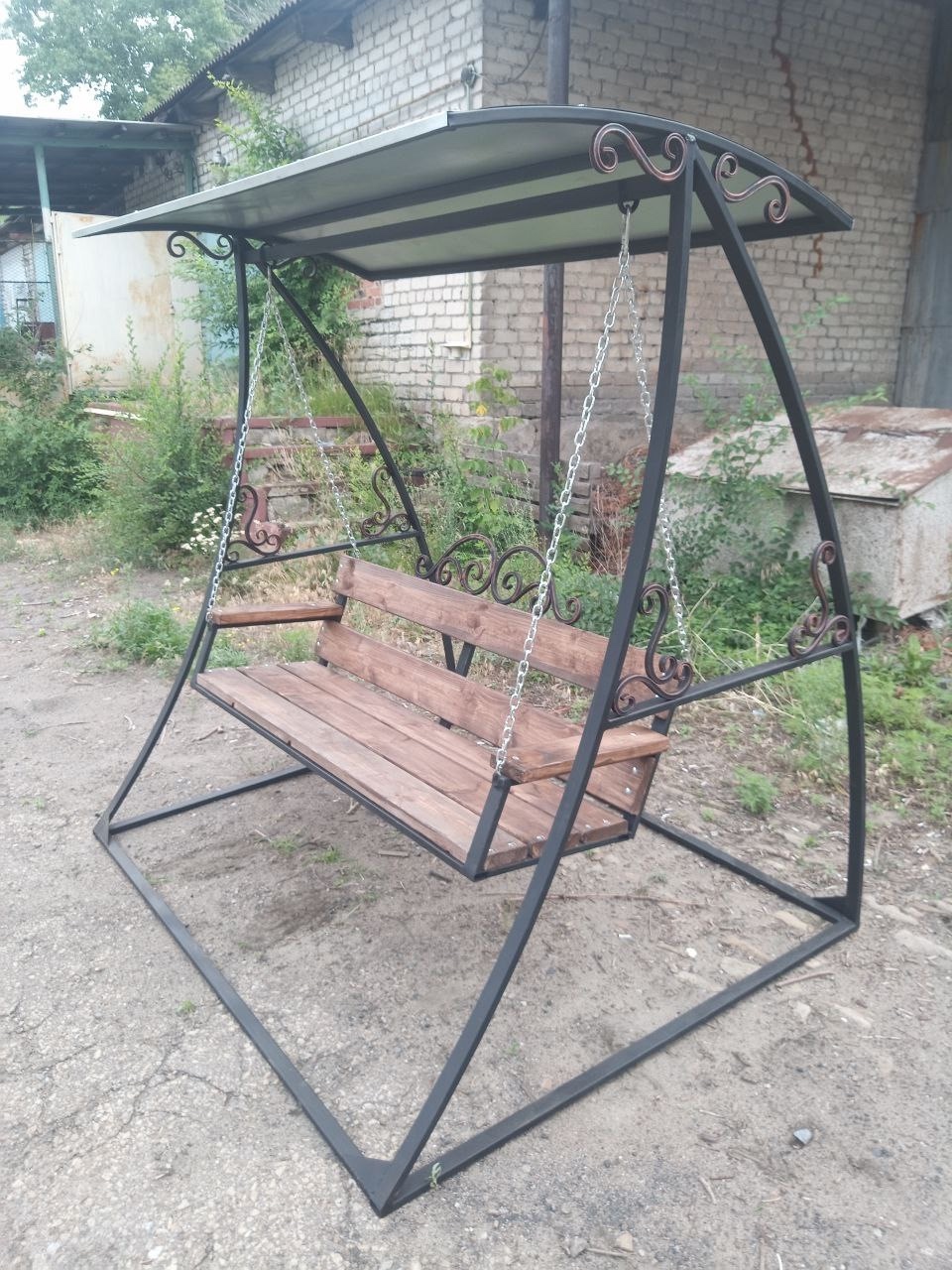 Кованые качели