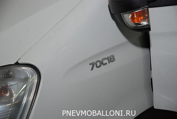 iveco_daily_70c18_pnevmoballoni.ru_znachok_1_.jpg