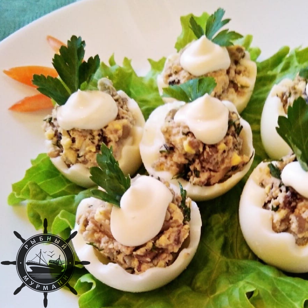 Фаршированные яйца с печенью трески и луком – пошаговый рецепт приготовления с фото