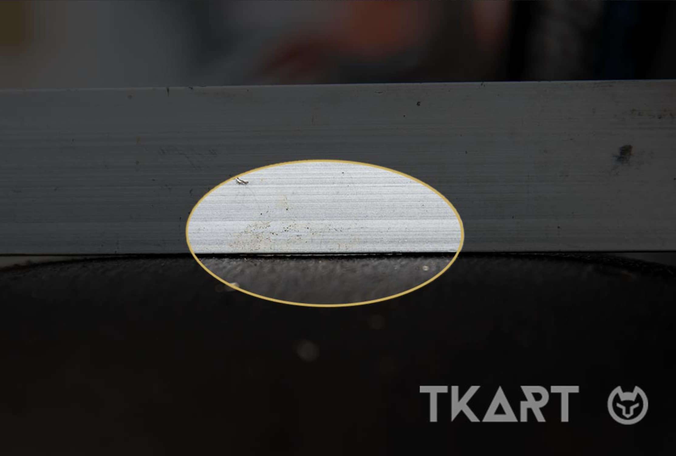 Визуальные признаки недогрева картинговой шины &mdash; блестящая поверхность