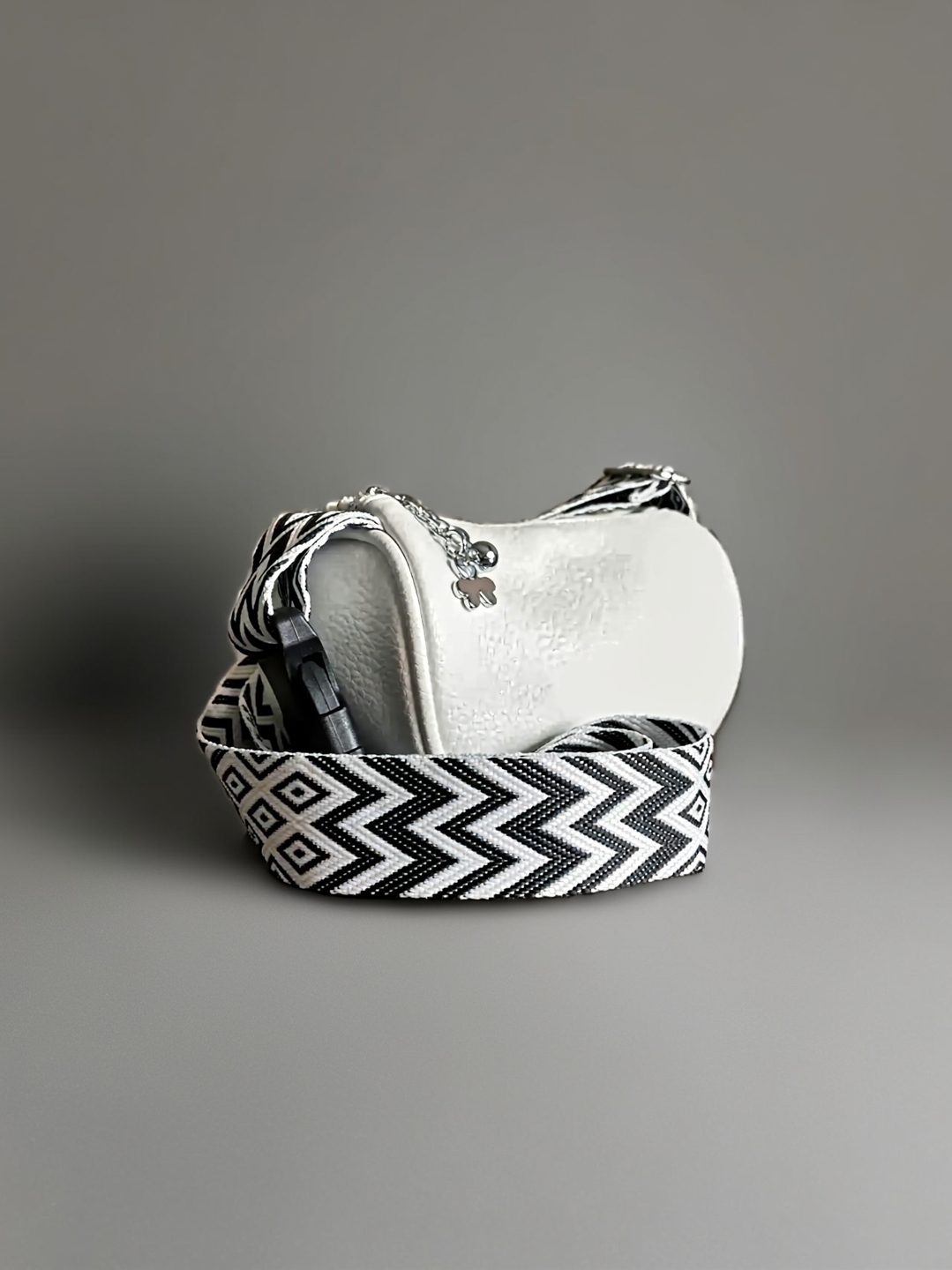 Сумка женская QOZA белая 3.jpeg