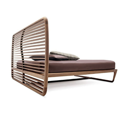 Купить кровать в Москве