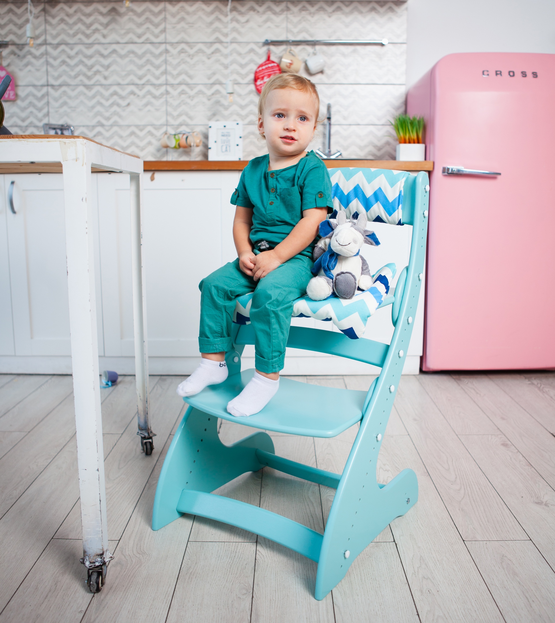 Детский растущий стул Конёк Горбунёк натуральный без покрытия