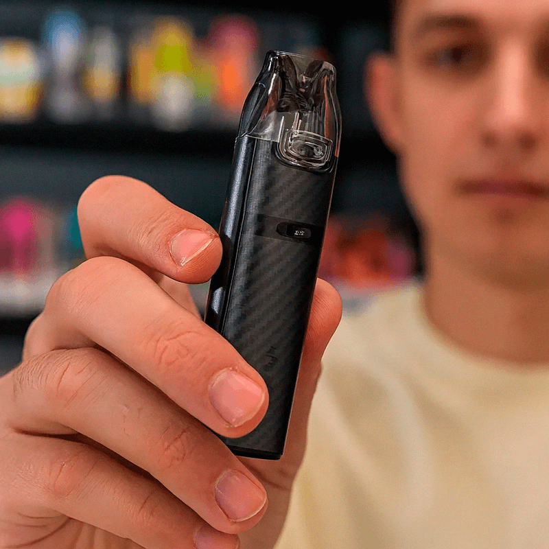 VOOPOO VMATE i3 в руке