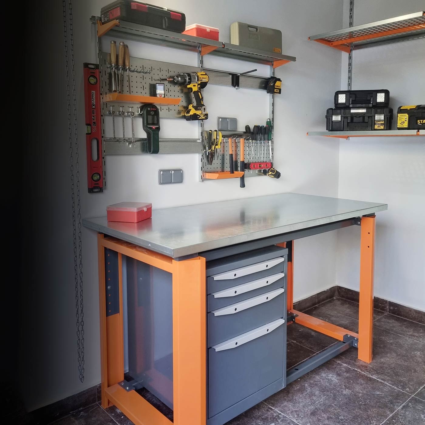 Удобное хранение инструментов