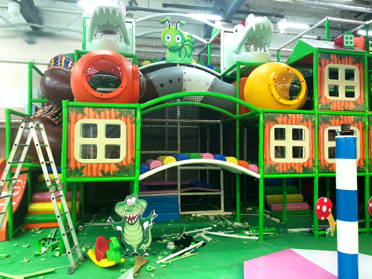 Установка декоративных элементов