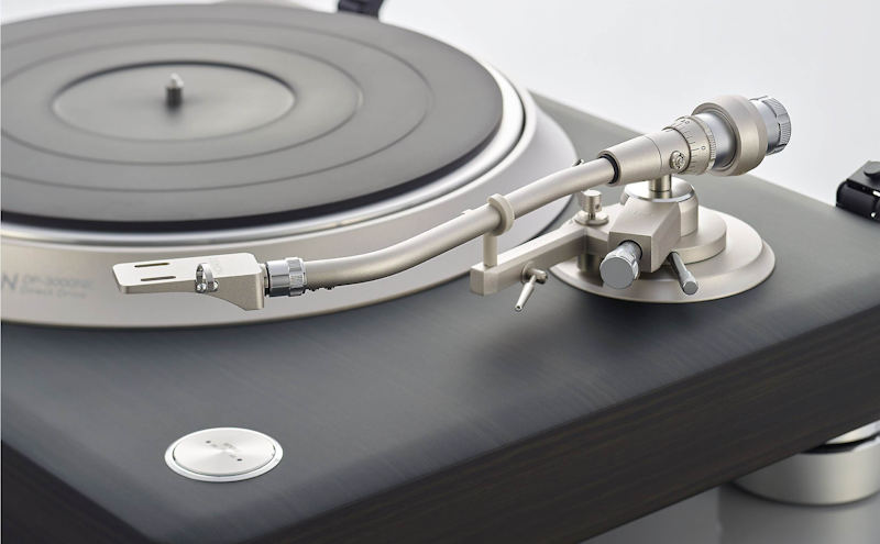 Виниловый проигрыватель Denon DP-3000NE