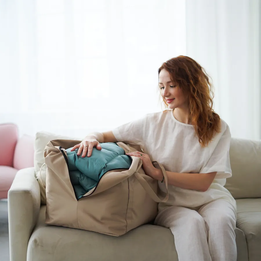 Бежевая влагонепроницаемая сумка-упаковка OBYATIA для хранения и перевозки