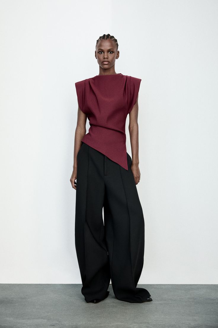 GATHERED TOP WITH SHOULDER PADS.jpeg