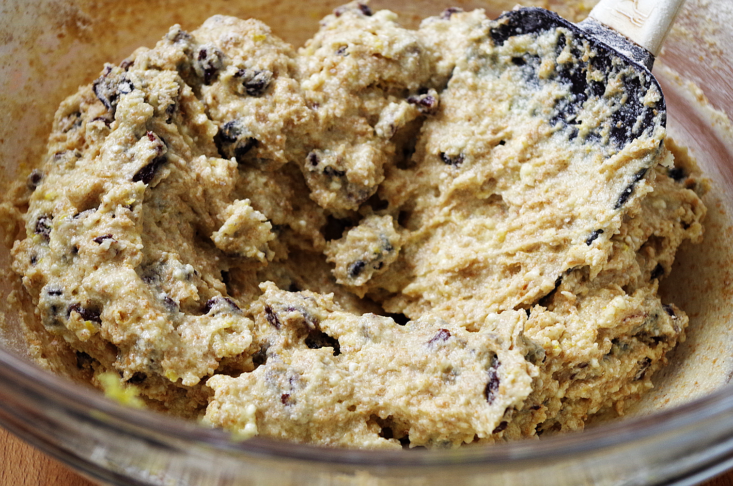 перемешайте тесто