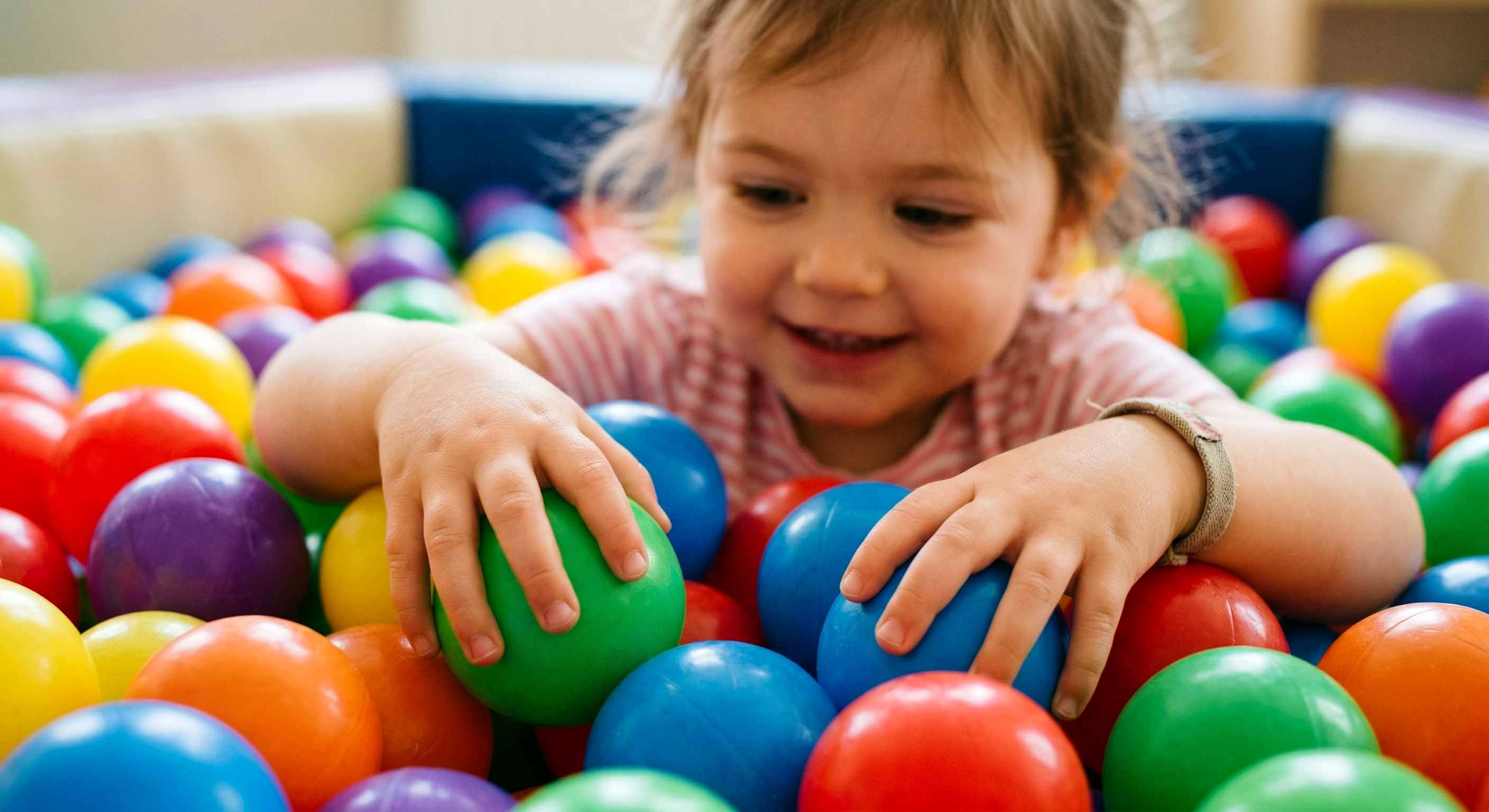 Польза для ребёнка — сенсорное развитие