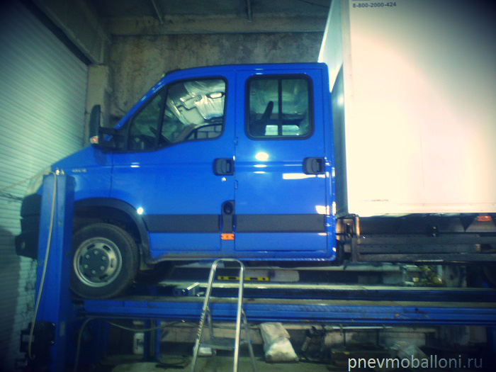 iveco_daily_45c_s_pnevmopodveskoy_pnevmoballoni.ru.jpg