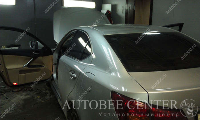 install-alarmsystem_lexus_is250_1.jpg