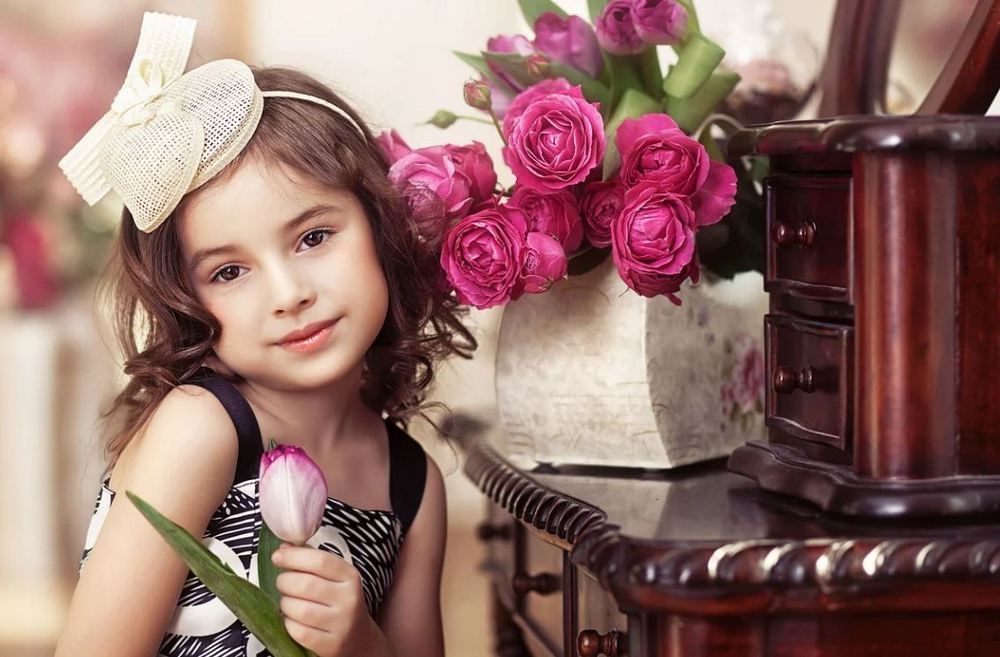 + идей, что подарить девочке на 8 лет: список оригинальных и недорогих подарков на день рождения