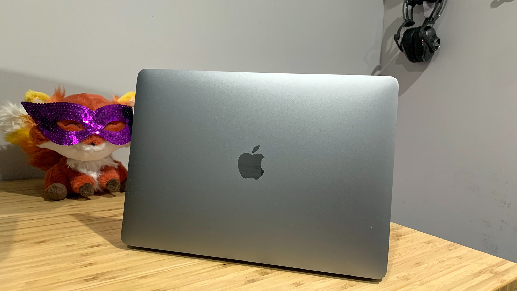 Ноут 13 про 5 джи. MACBOOK Air 13 m1. Apple MACBOOK Pro 13" (m1, 2020). MACBOOK Air m1 2020. Apple MACBOOK Air 13" Apple m1.