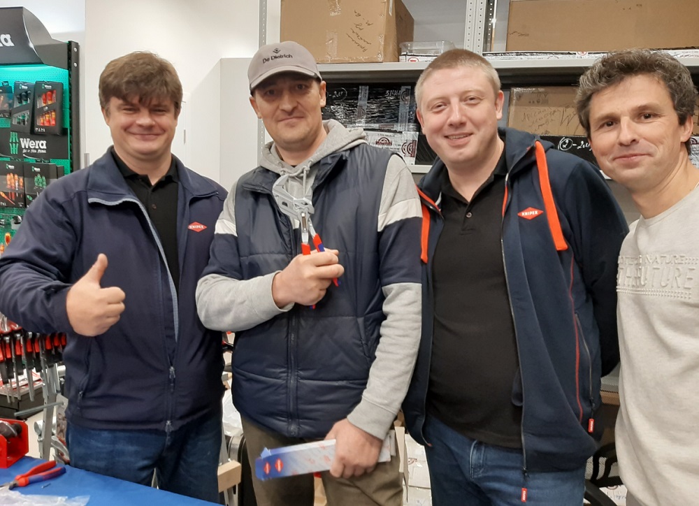  инструмент KNIPEX