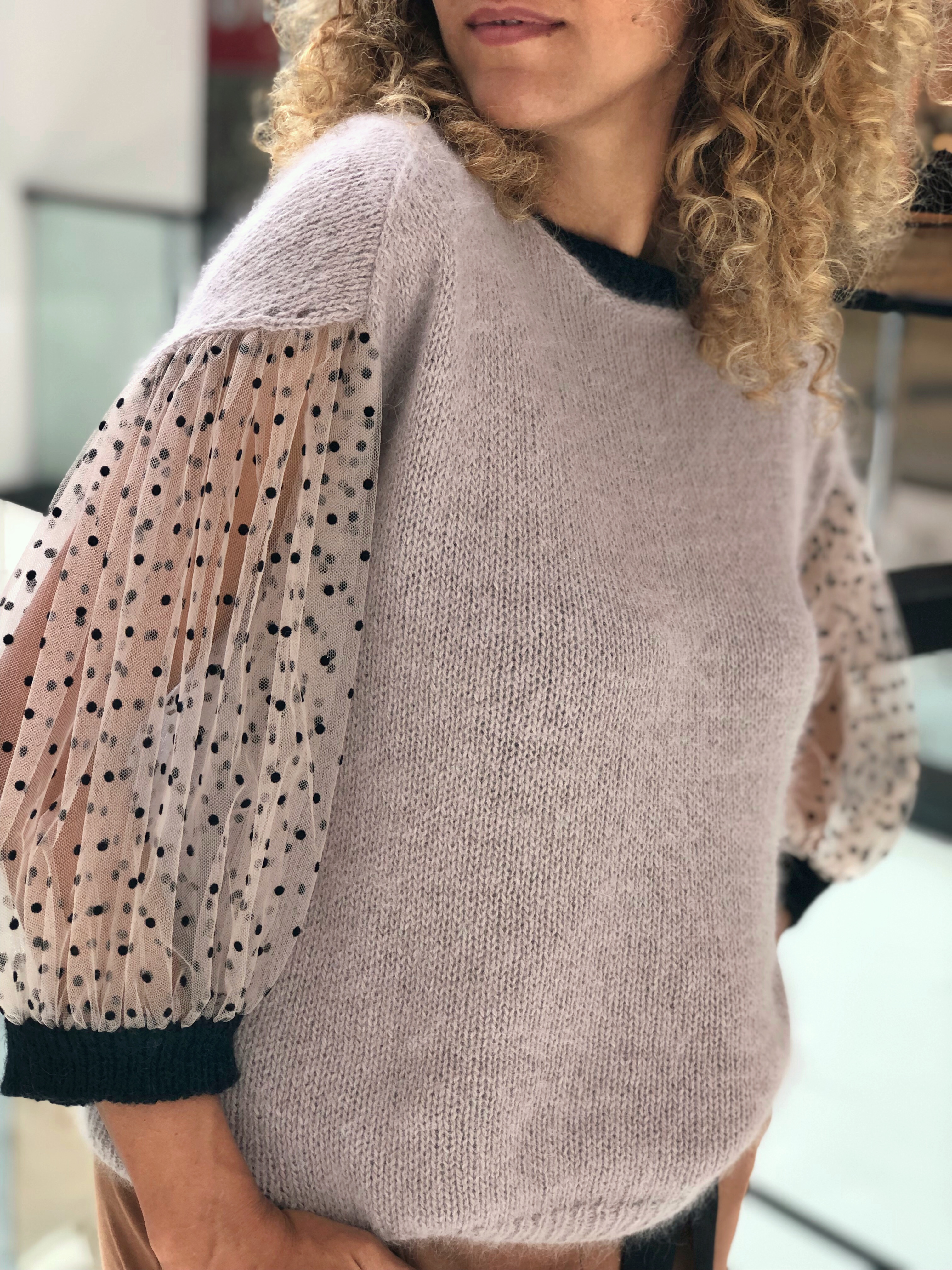 DottedSleeve2 DottedSleeve2.jpeg