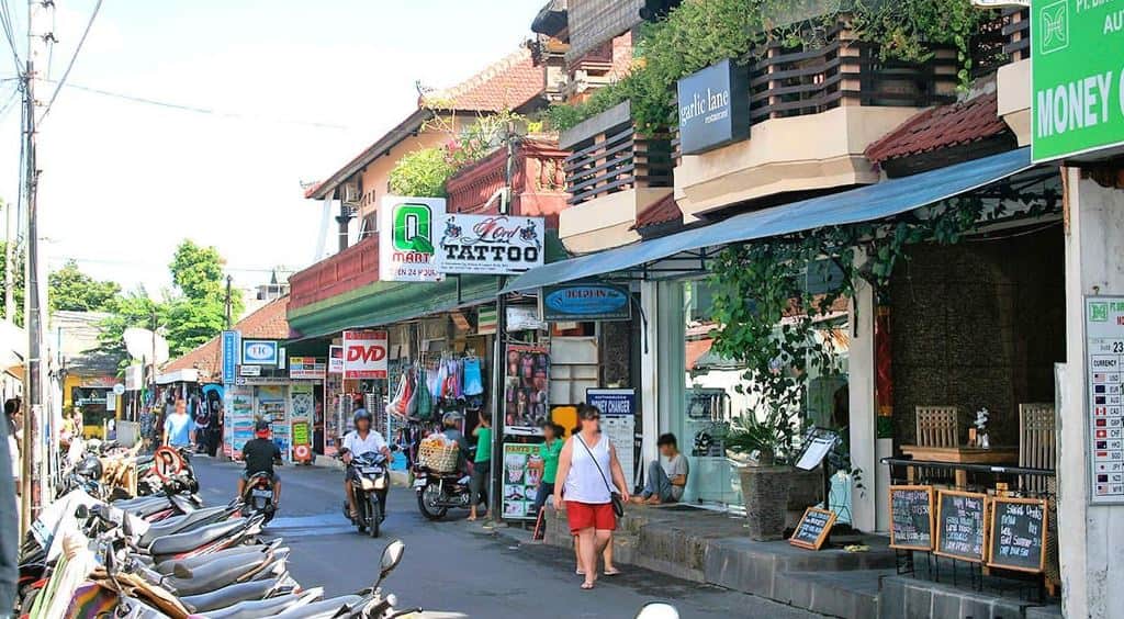 Улицы Куты, Бали