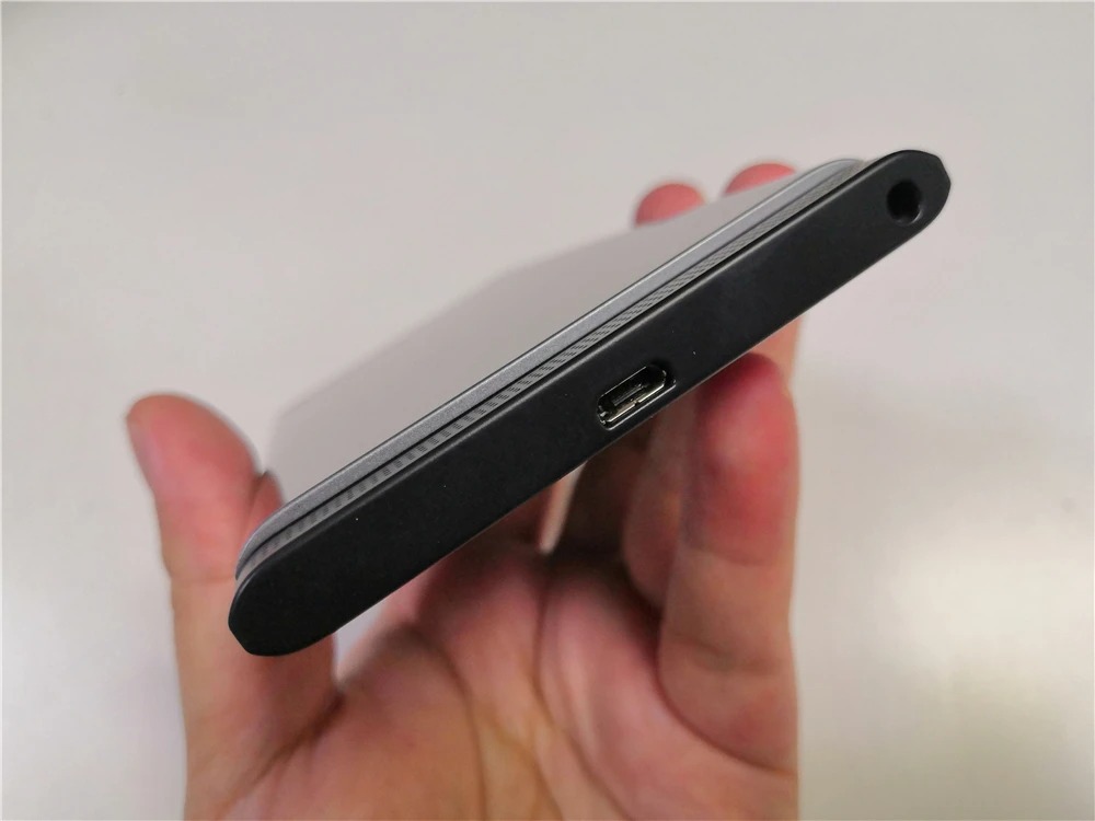 BlackBerry Priv гнездо micro USB