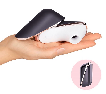 Satisfyer Pro Traveler, на ладони 