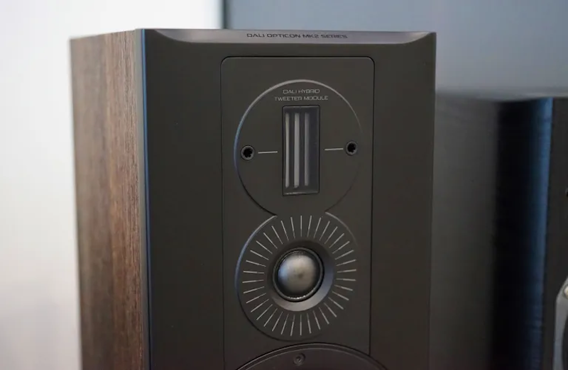 Напольная акустика Dali Opticon 6 MK2